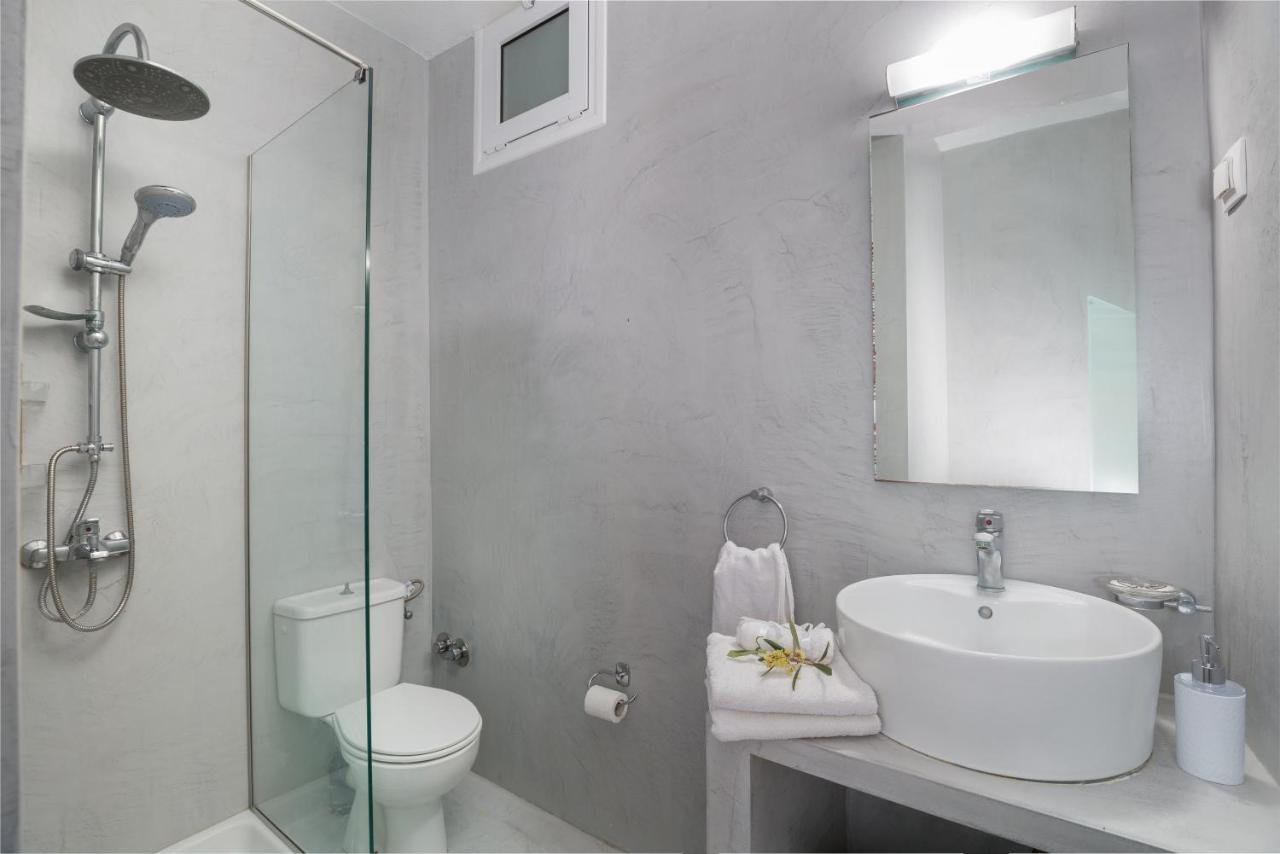 Finata Studios (Adults Only) Kavos Luaran gambar