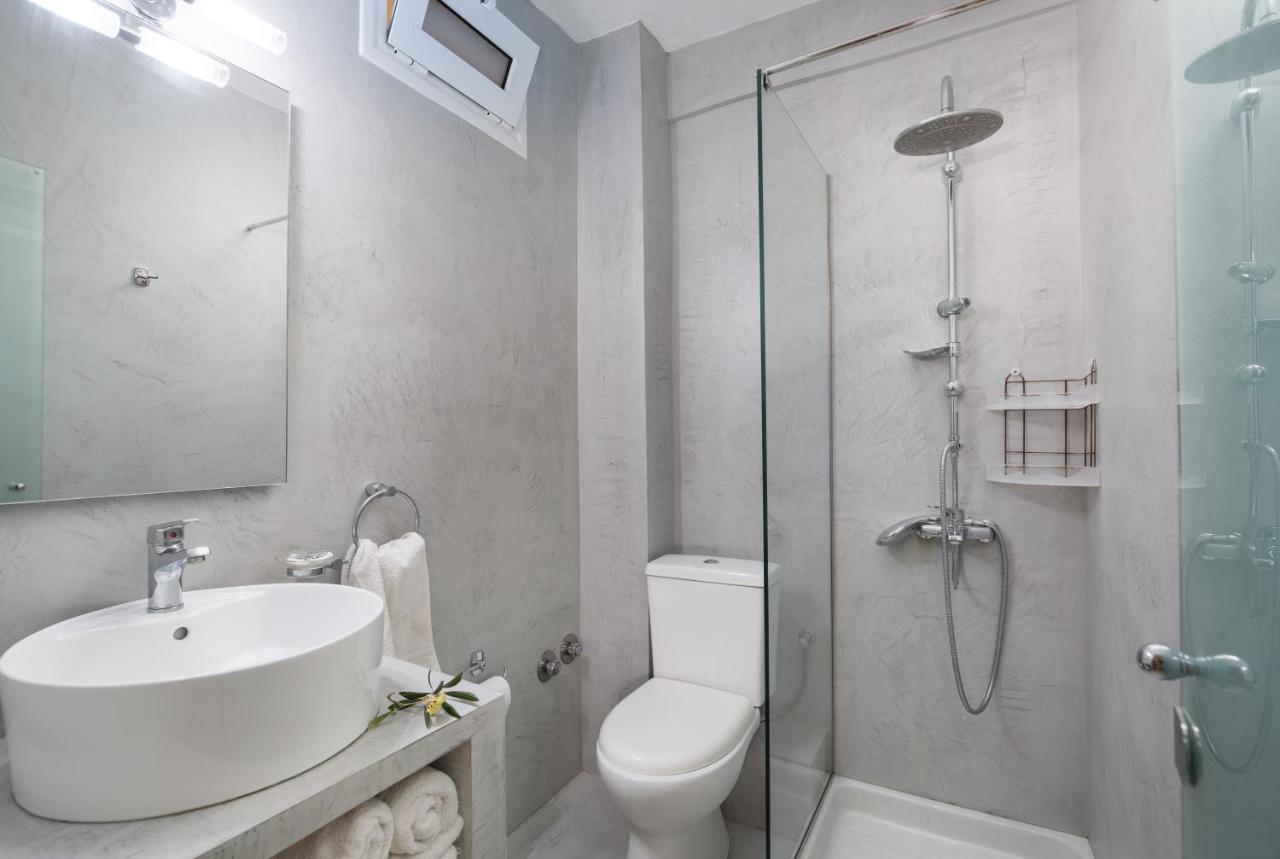 Finata Studios (Adults Only) Kavos Luaran gambar