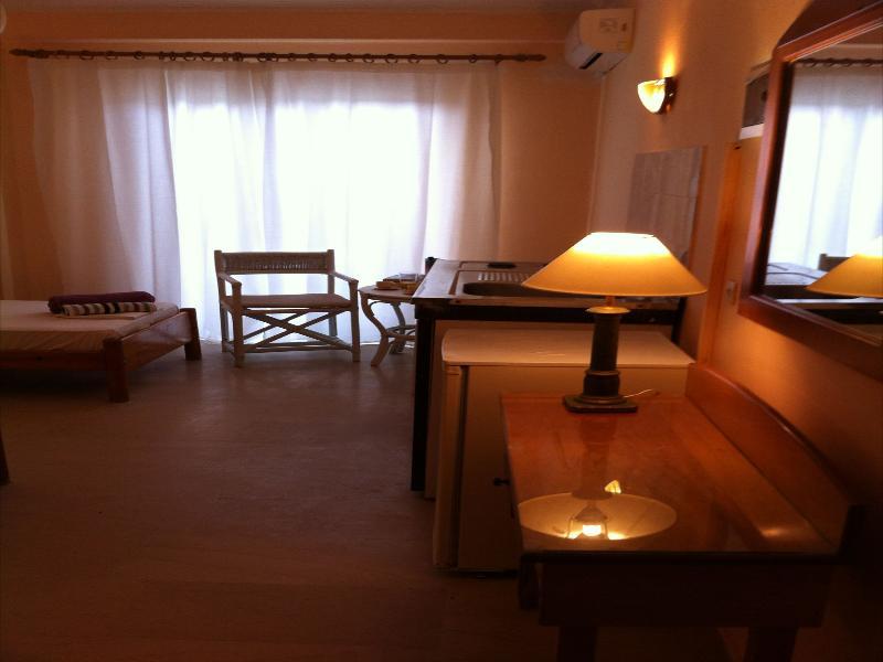 Finata Studios (Adults Only) Kavos Luaran gambar